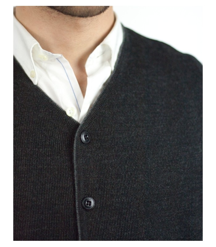 CHALECO BOTONES MEZCLA LANA MERINO GRIS OSCURO