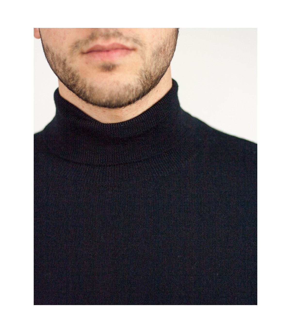 JERSEY CISNE 100% LANA EXTRAFINA NEGRO