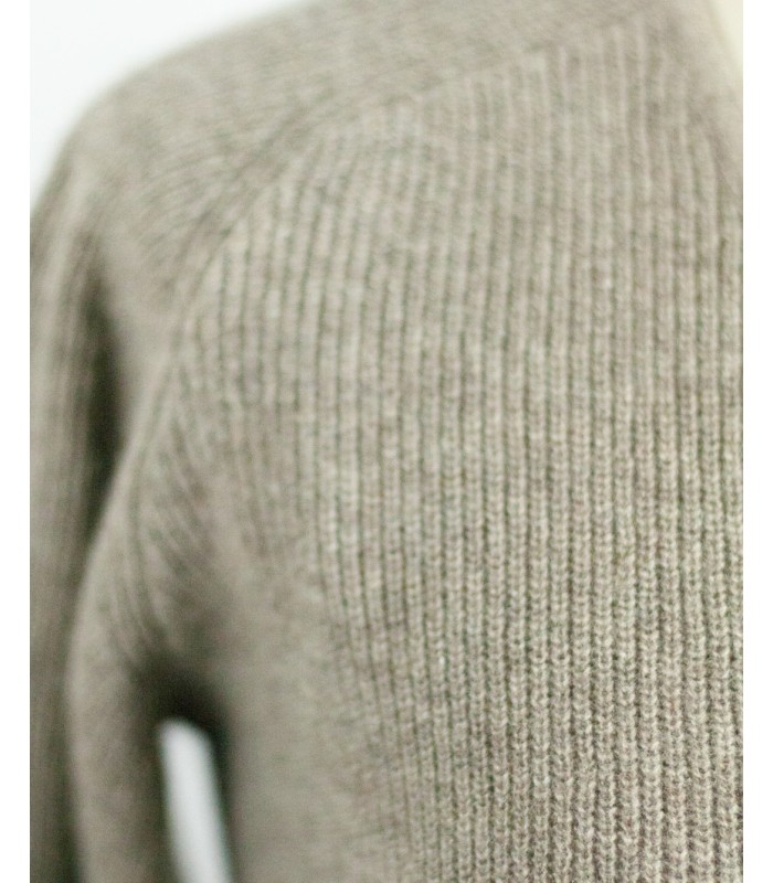 VESTIDO PICO CON CASHMERE PIEDRA