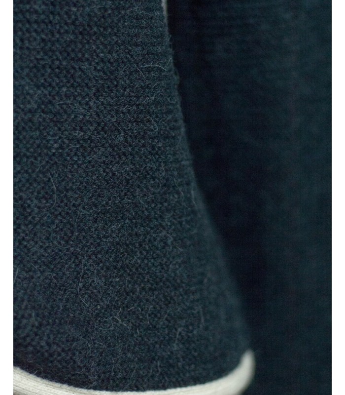 CARDIGAN LINKS GRIS OSCURO CON CONTRASTES