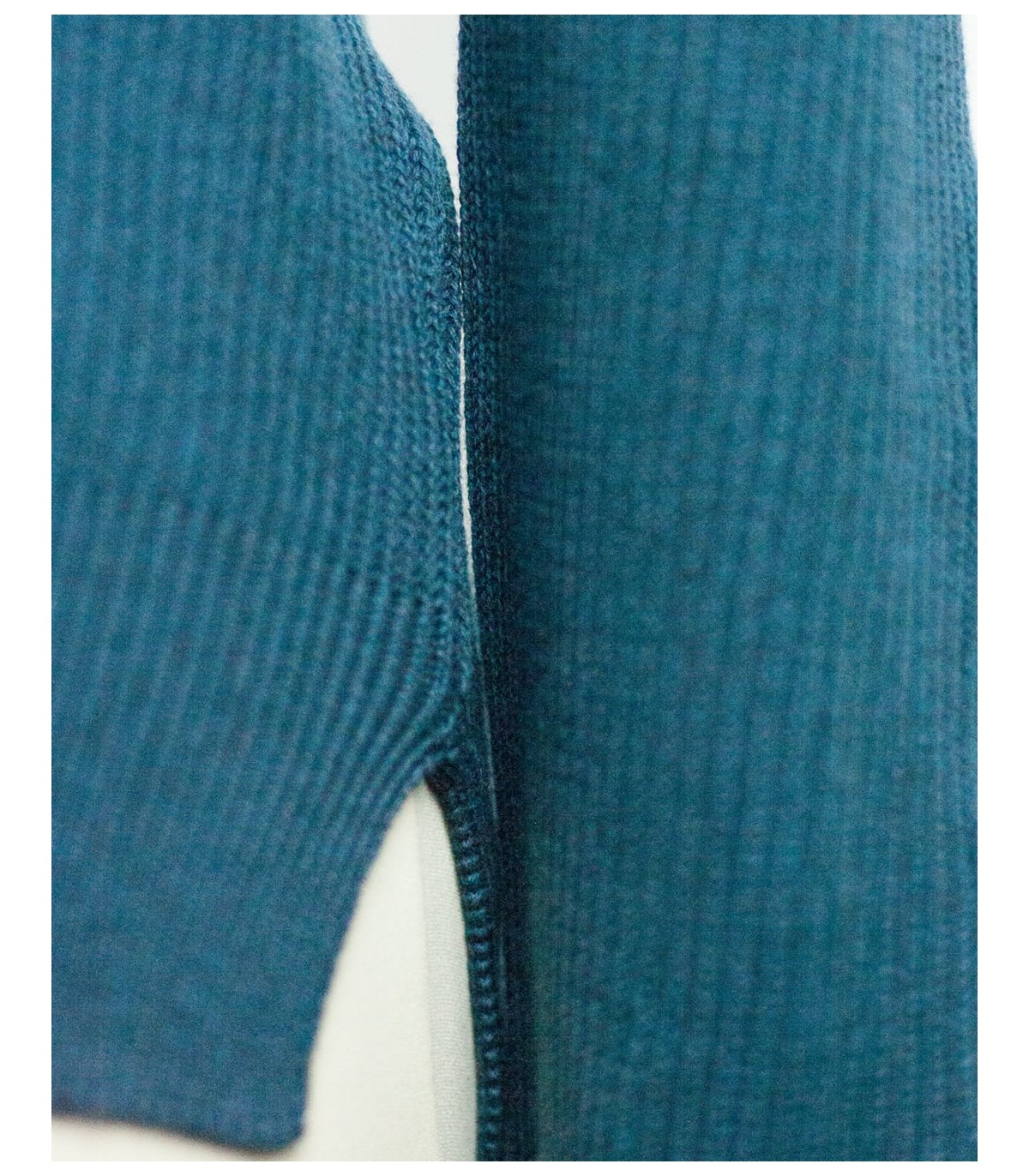 JERSEY PICO PUNTO PERLADO AZUL