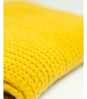 BUFANDA PUNTO PERLADO AMARILLO